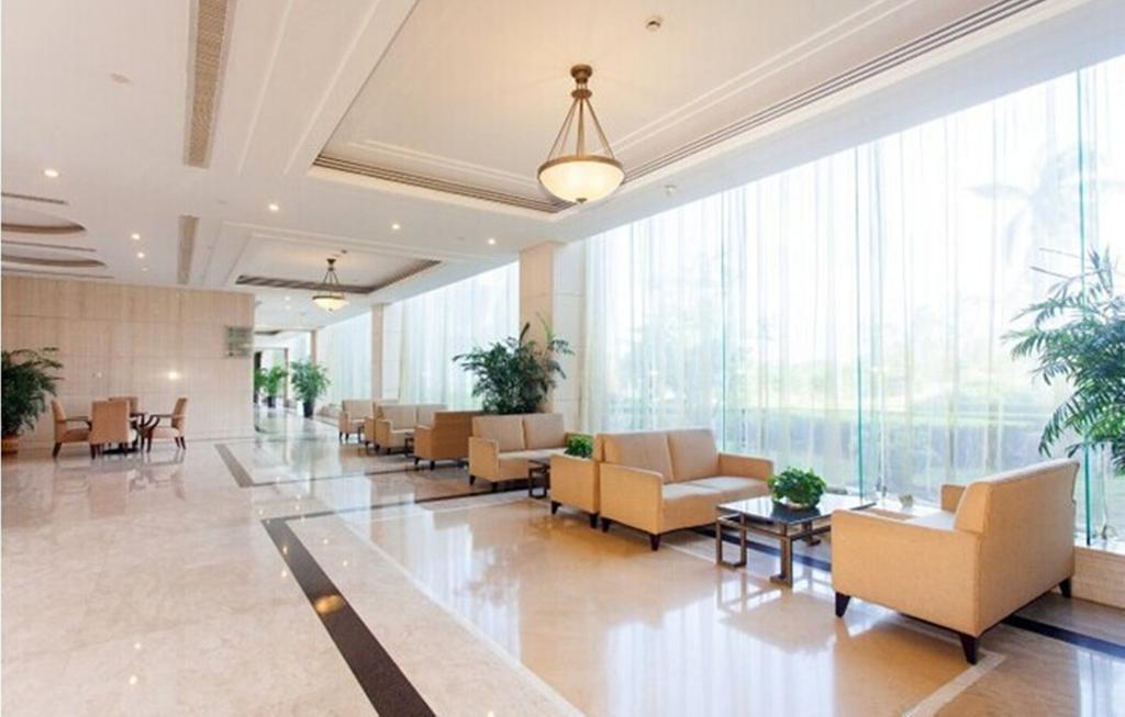 Tienyow Grand Hotel Haikou  Bagian luar foto